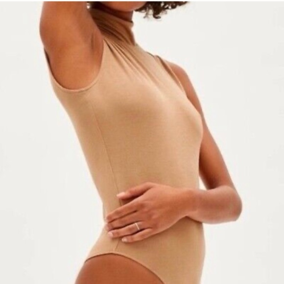 Everlane The Luster Mockneck Tank Bodysuit - Picture 5 of 8